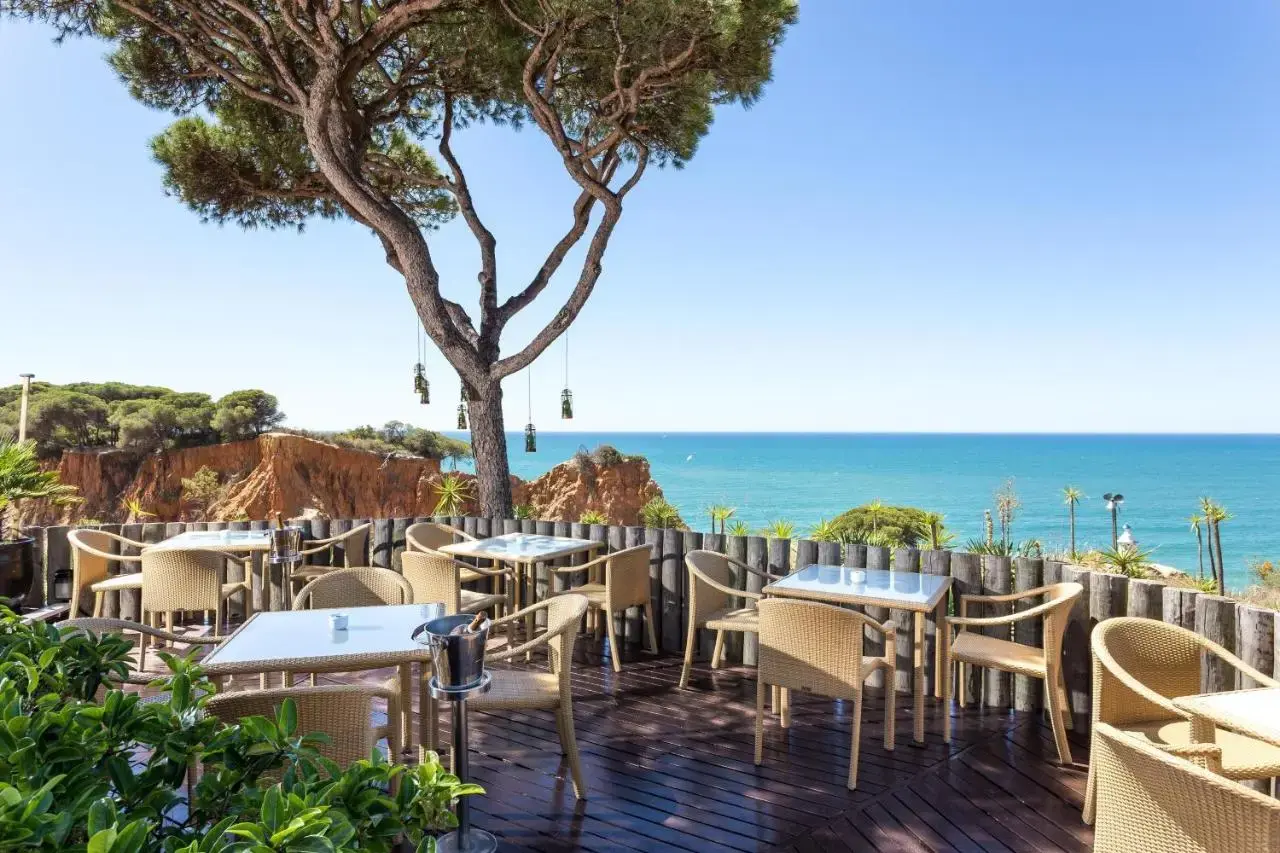 Pine Cliffs — Albufeira, Portugalsko