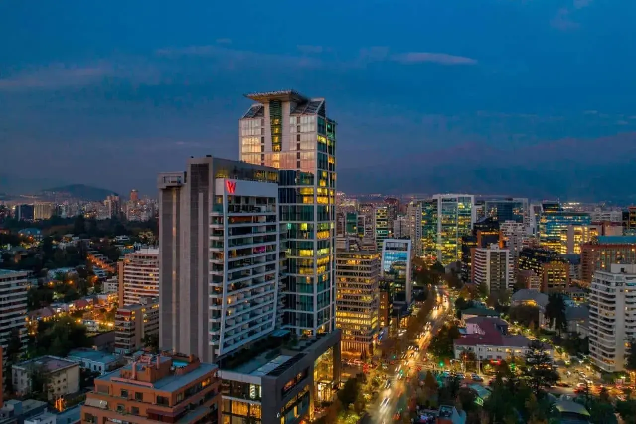 W Santiago — Santiago de Chile, Čile