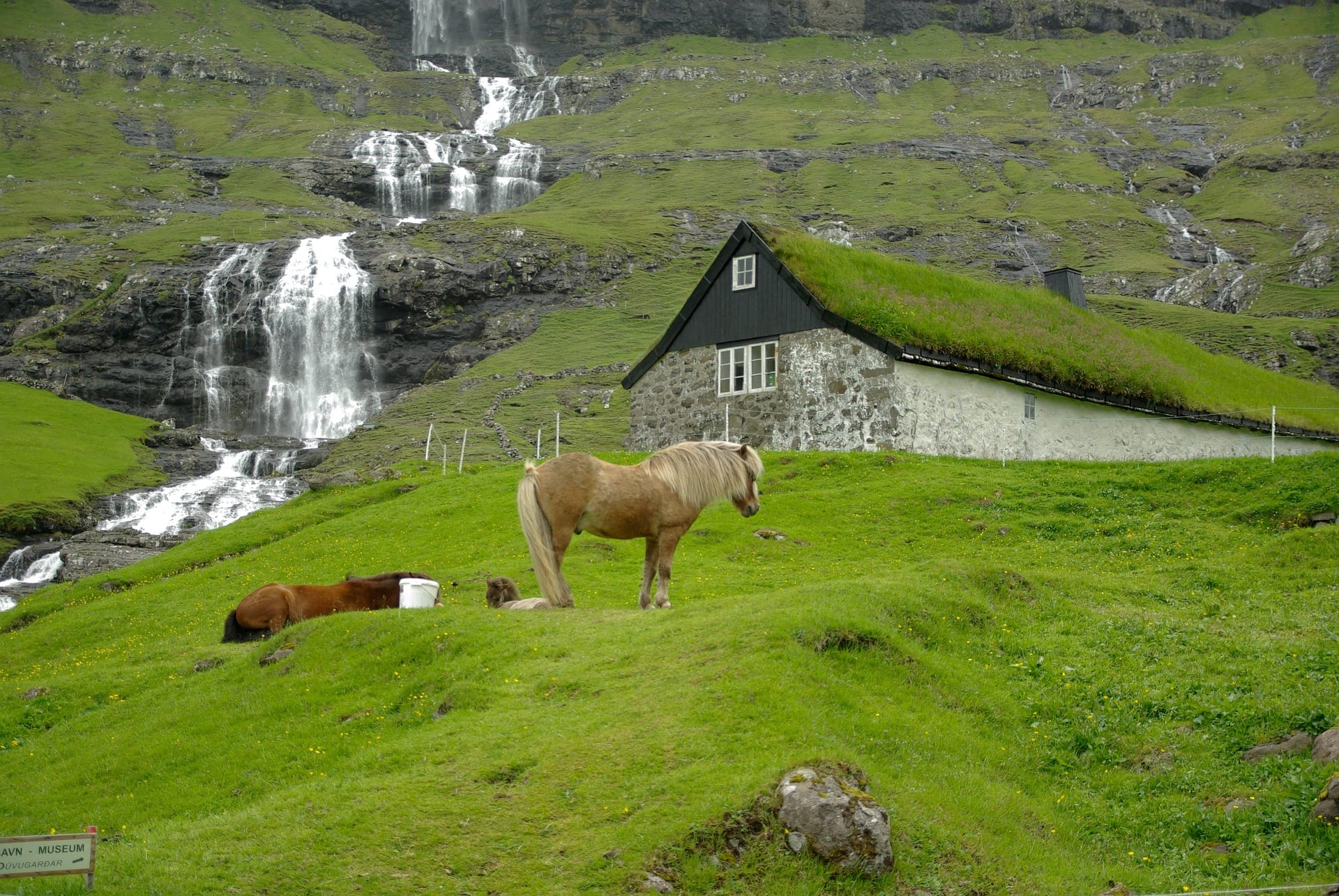 faroe-islands-475367_1920