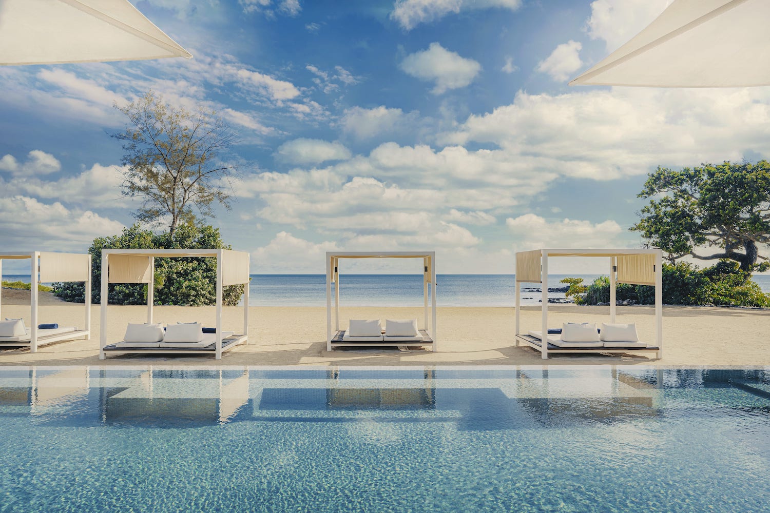 OO_Desaru-Coast_FB_Ember_Beach_Club_Wide_SHN03391_MASTER-1 - kópia