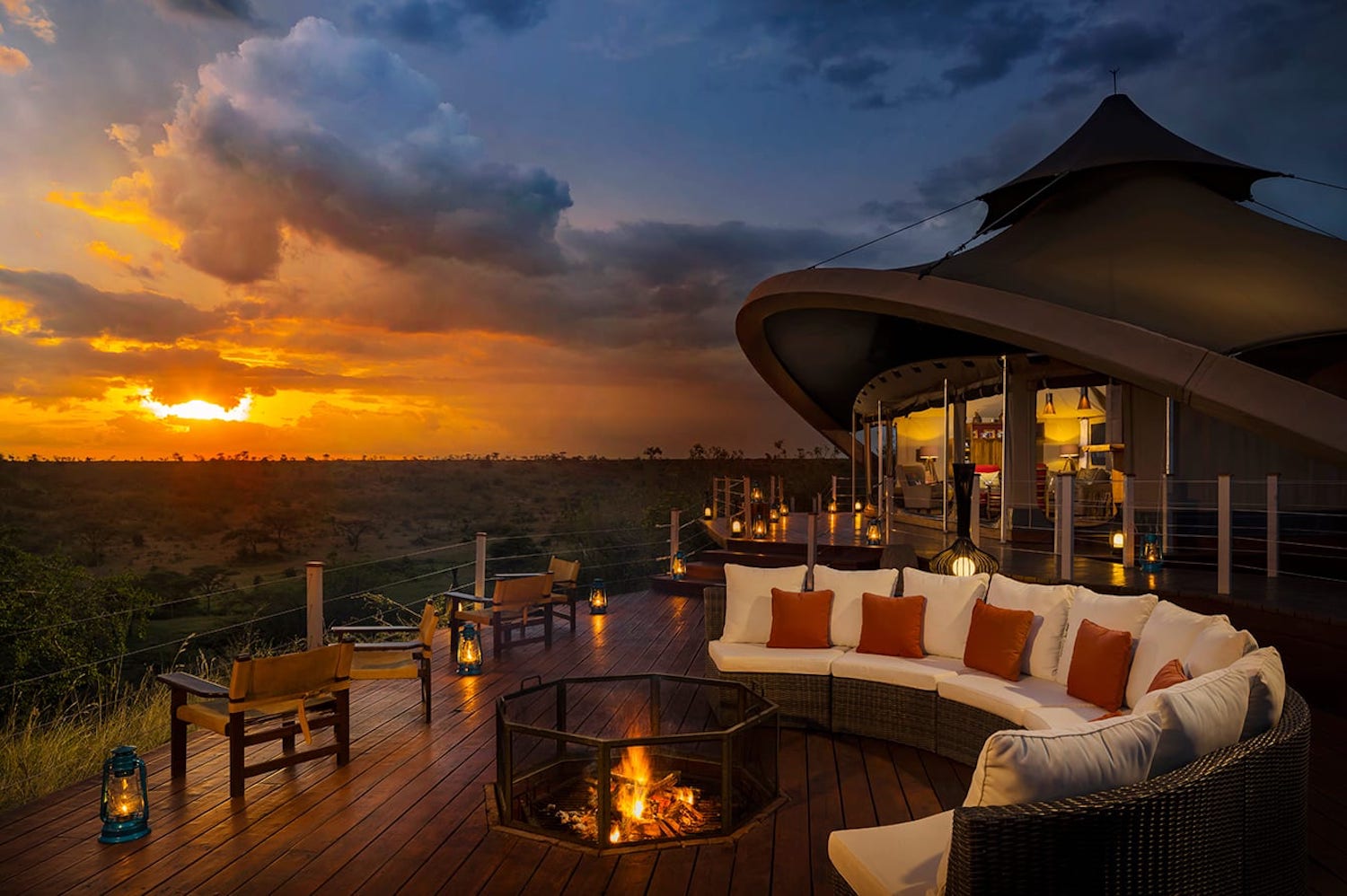 Mahali Mzuri - camp exterior sunset