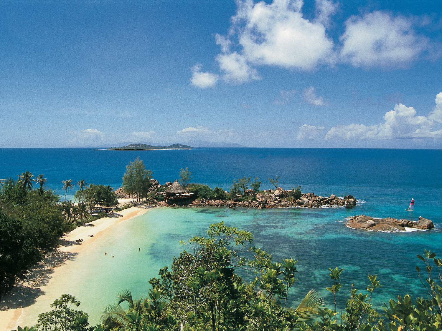 lemuria-seychelles-aerial-view-2_hd